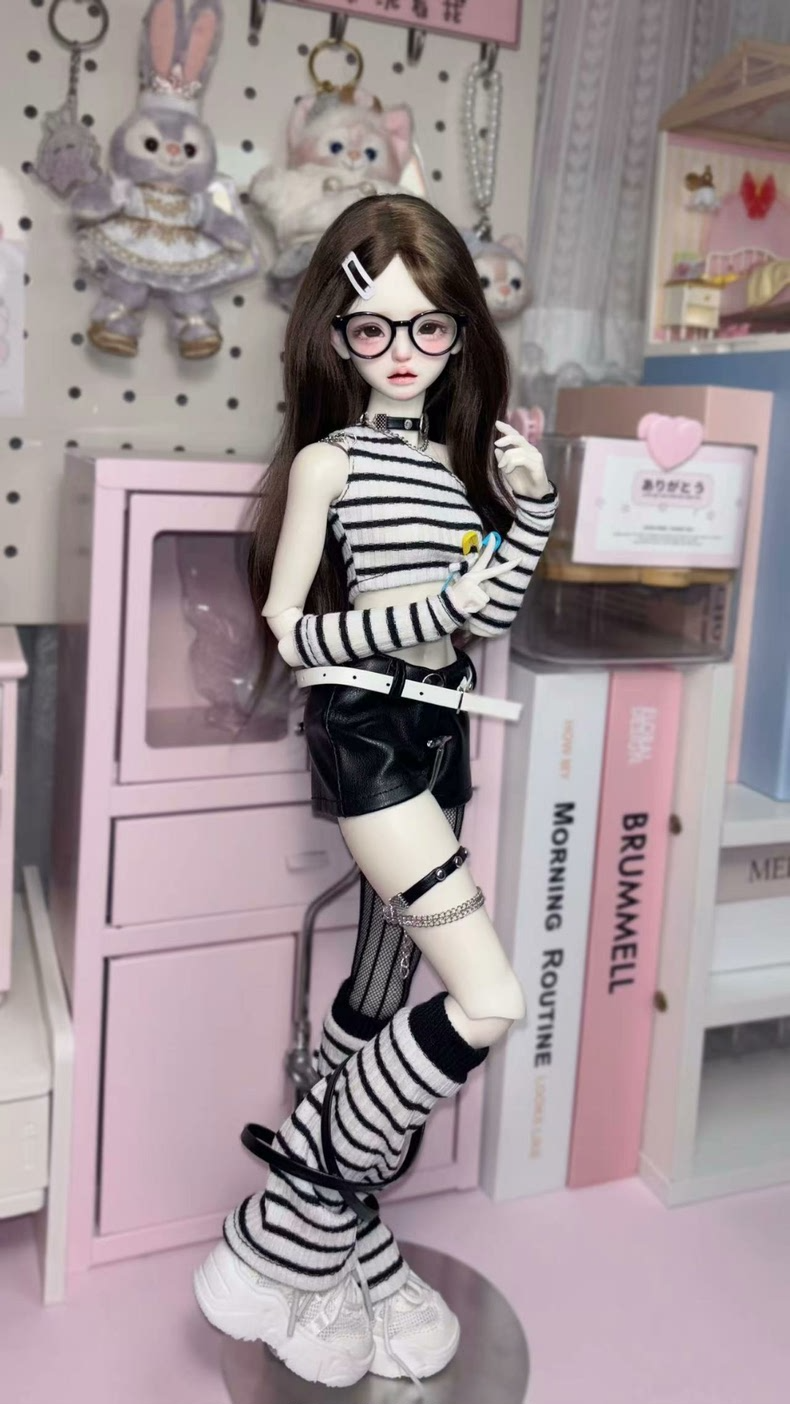 Stylish BJD 1/4 Doll Outfit: Vibrant Stripes, Edgy Accessories & Premium Craftsmanship - Image 6
