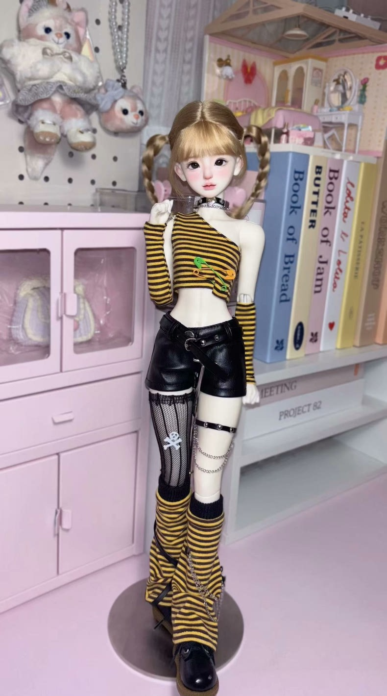 Stylish BJD 1/4 Doll Outfit: Vibrant Stripes, Edgy Accessories & Premium Craftsmanship - Image 8