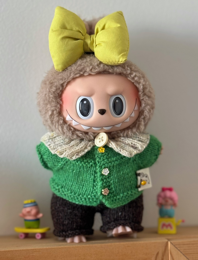 Handmade Knit Labubu Doll Outfit – Vibrant Green Cardigan & Brown Pants with Yellow Bow – Premium Quality & Durable - Image 2