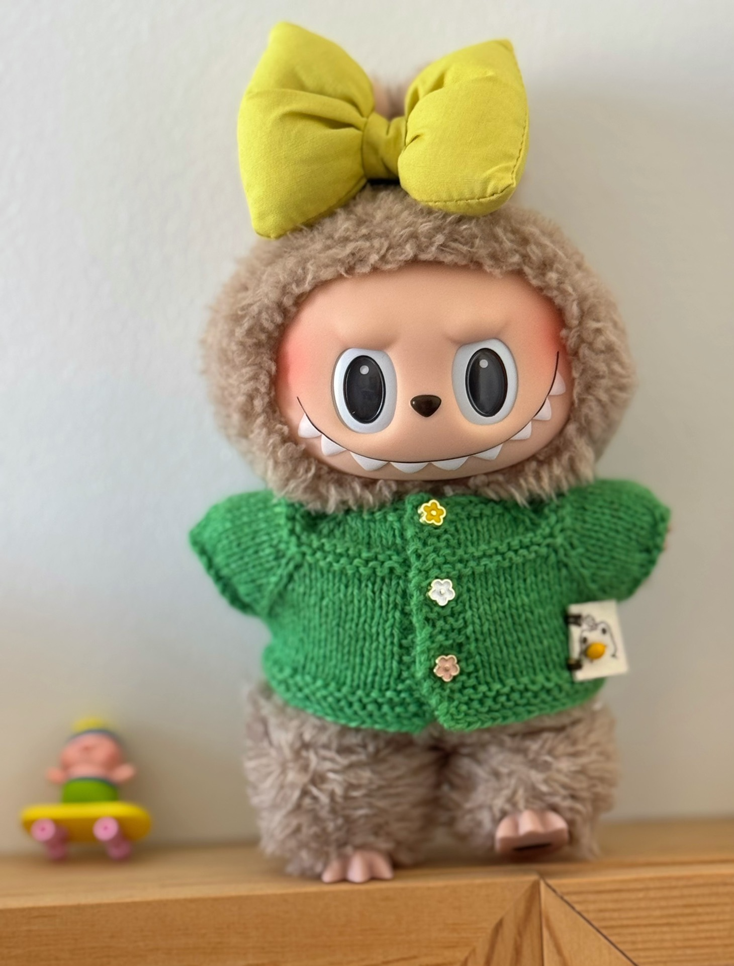 Handmade Knit Labubu Doll Outfit – Vibrant Green Cardigan & Brown Pants with Yellow Bow – Premium Quality & Durable - Image 4
