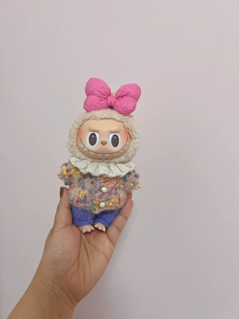 Handmade Labubu Doll Clothes Set – Cozy Sweater, Scarf & Pants - Image 2