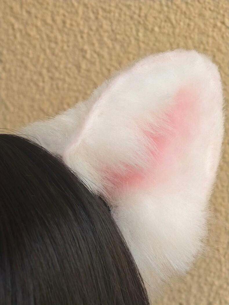 Plush Samoyed Dog Ears Hair Clip – White & Pink - Image 2