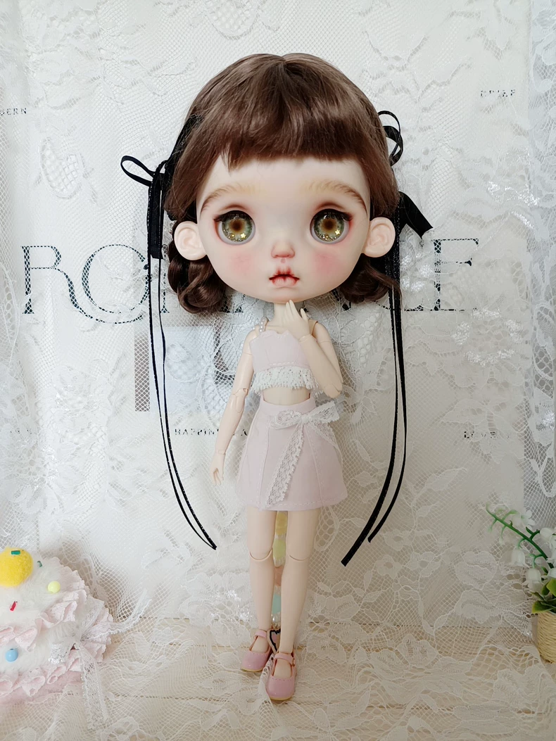 Charming Pastel Pink Lace Outfit for OB22 Dolls – Elegant & Playful BLYTHE Ensemble - Image 1