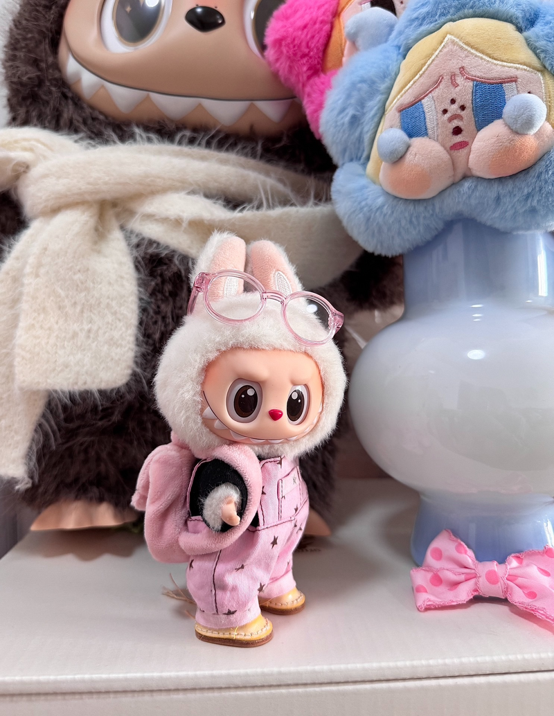 Whimsical Labubu Outfit: Pink Star Overalls & Plush Bunny Ears for Collectors - Image 1