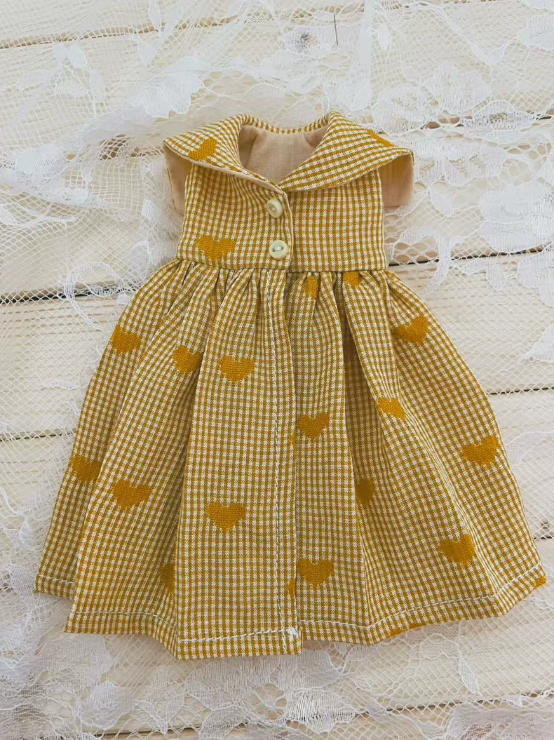 Charming Yellow Checkered Blythe Doll Dress with Heart Patterns & Matching Accessories – OB22/OB24 - Image 8