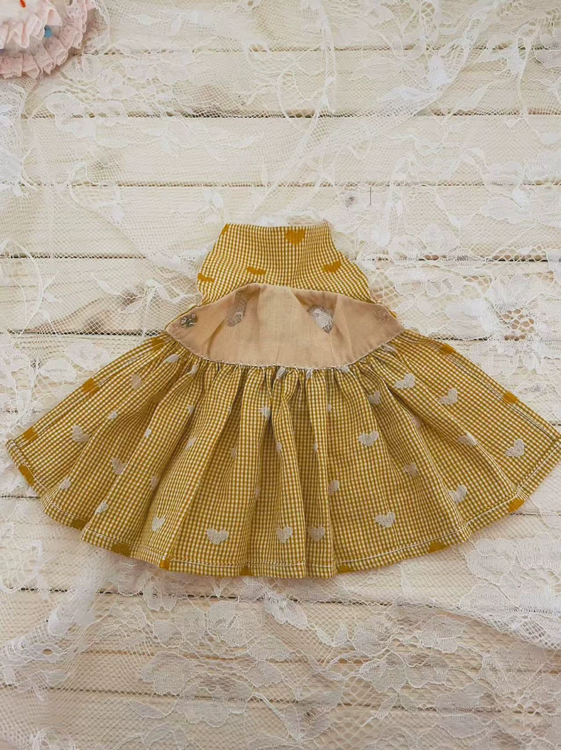 Charming Yellow Checkered Blythe Doll Dress with Heart Patterns & Matching Accessories – OB22/OB24 - Image 9
