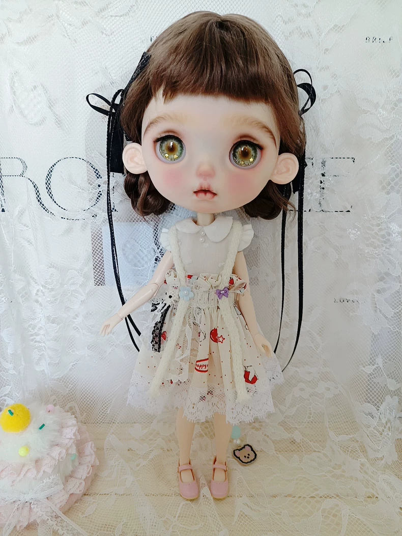 Charming BLYTHE Doll Lace Dress – Elegant & Playful Outfit for Collectors - Image 4