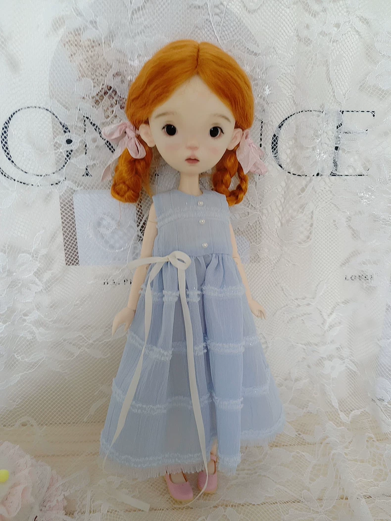 Charming Blythe Doll Blue Lace Dress - Elegant OB22 & OB24 Outfit for Collectors - Image 4