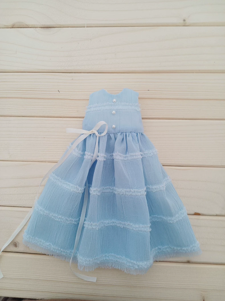 Charming Blythe Doll Blue Lace Dress - Elegant OB22 & OB24 Outfit for Collectors - Image 9