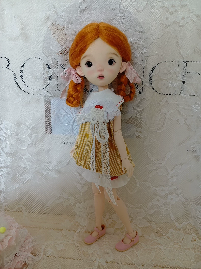 Vintage Gingham Lace Dress for OB24 Blythe Dolls – Elegant & Playful Outfit - Image 3