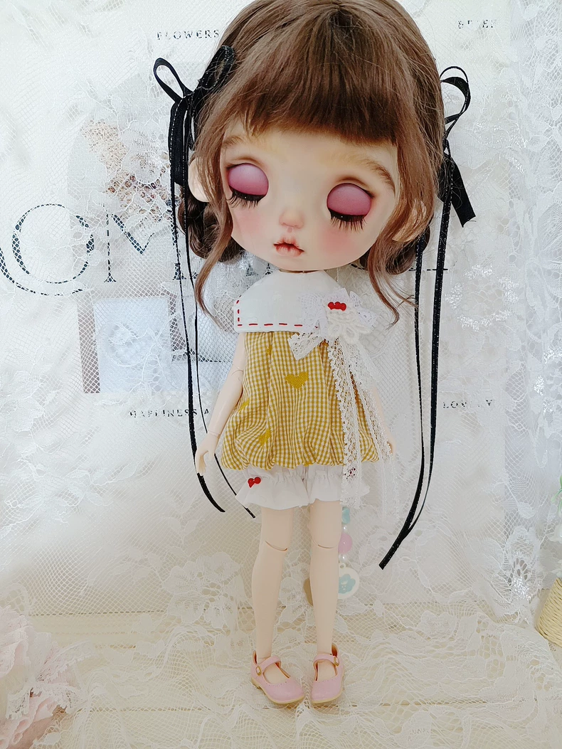 Vintage Gingham Lace Dress for OB24 Blythe Dolls – Elegant & Playful Outfit - Image 6
