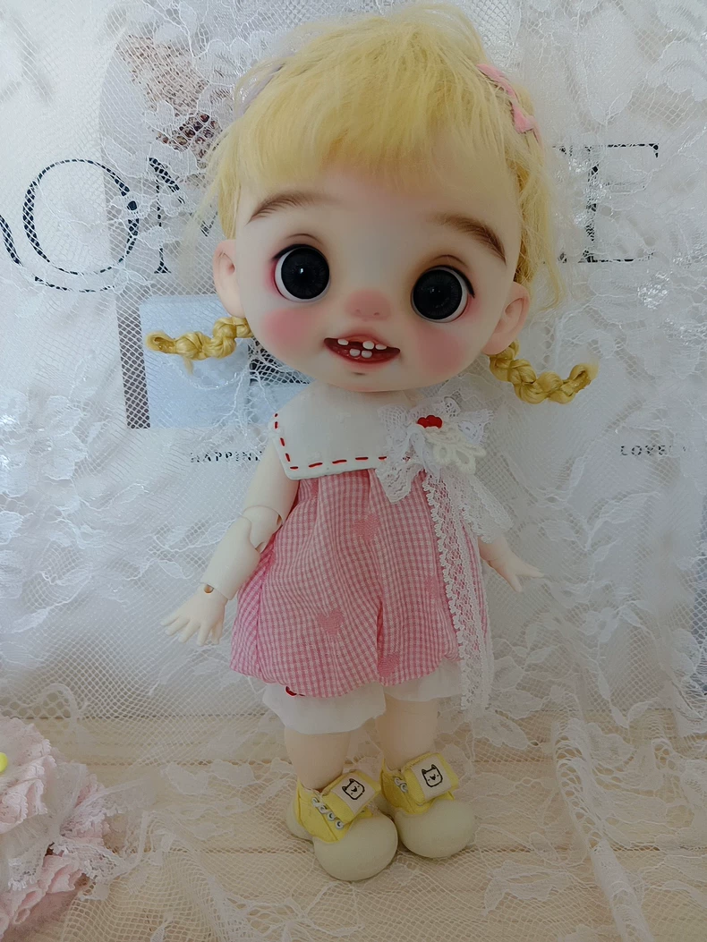 Charming Pink Gingham Blythe Doll Dress with Lace Accents | Versatile & Elegant Outfit - Image 4