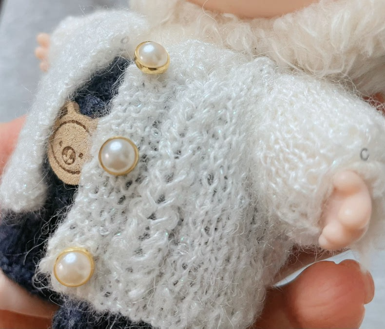 Handmade Labubu Doll Outfit – Cozy Knit Sweater & Pants Set – Premium Quality - Image 2