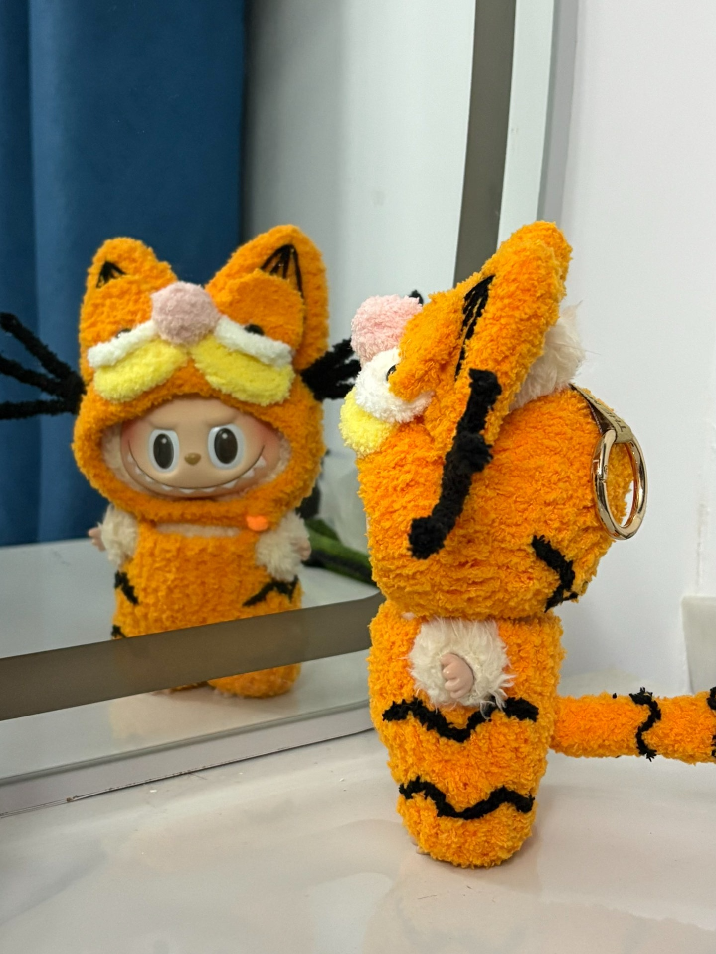 Labubu Garfield Plush Costume – Nostalgic, Soft & Vibrant Outfit for Cosplay & Collectors - Image 2