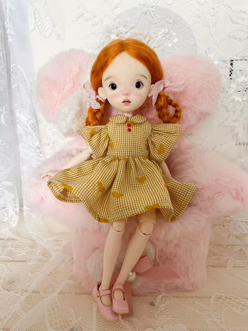Vintage Charm BLYTHE Doll Dress: Elegant Yellow Heart-Patterned Cotton Outfit for Collectors - Image 6