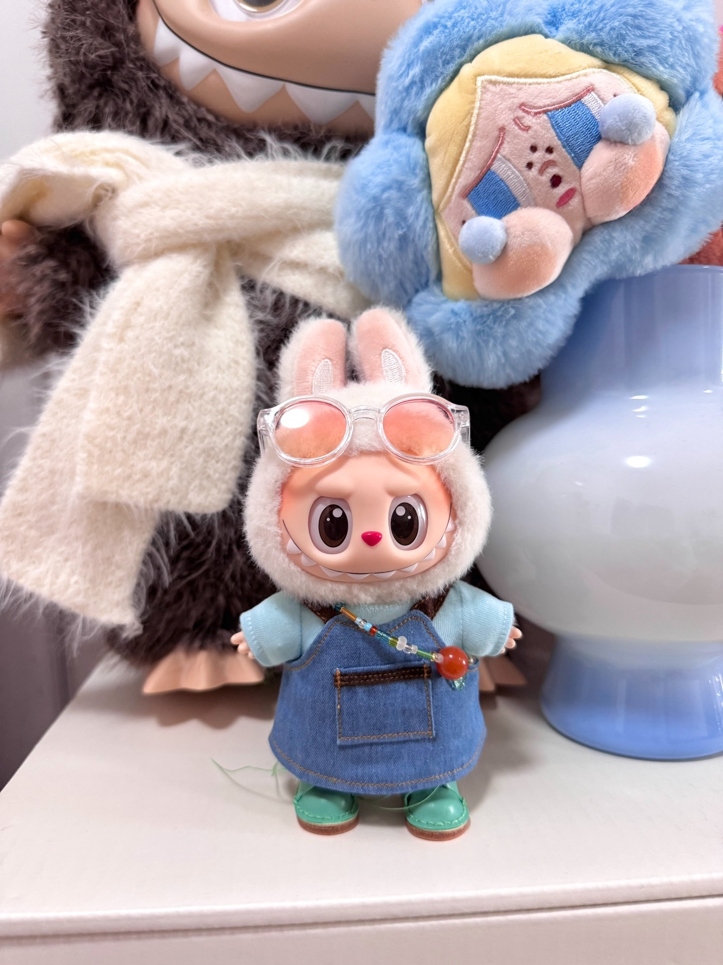 Charming Macaron Party Labubu Outfit: Light Denim Pinafore & Pastel T-Shirt for 17cm Figures - Image 1