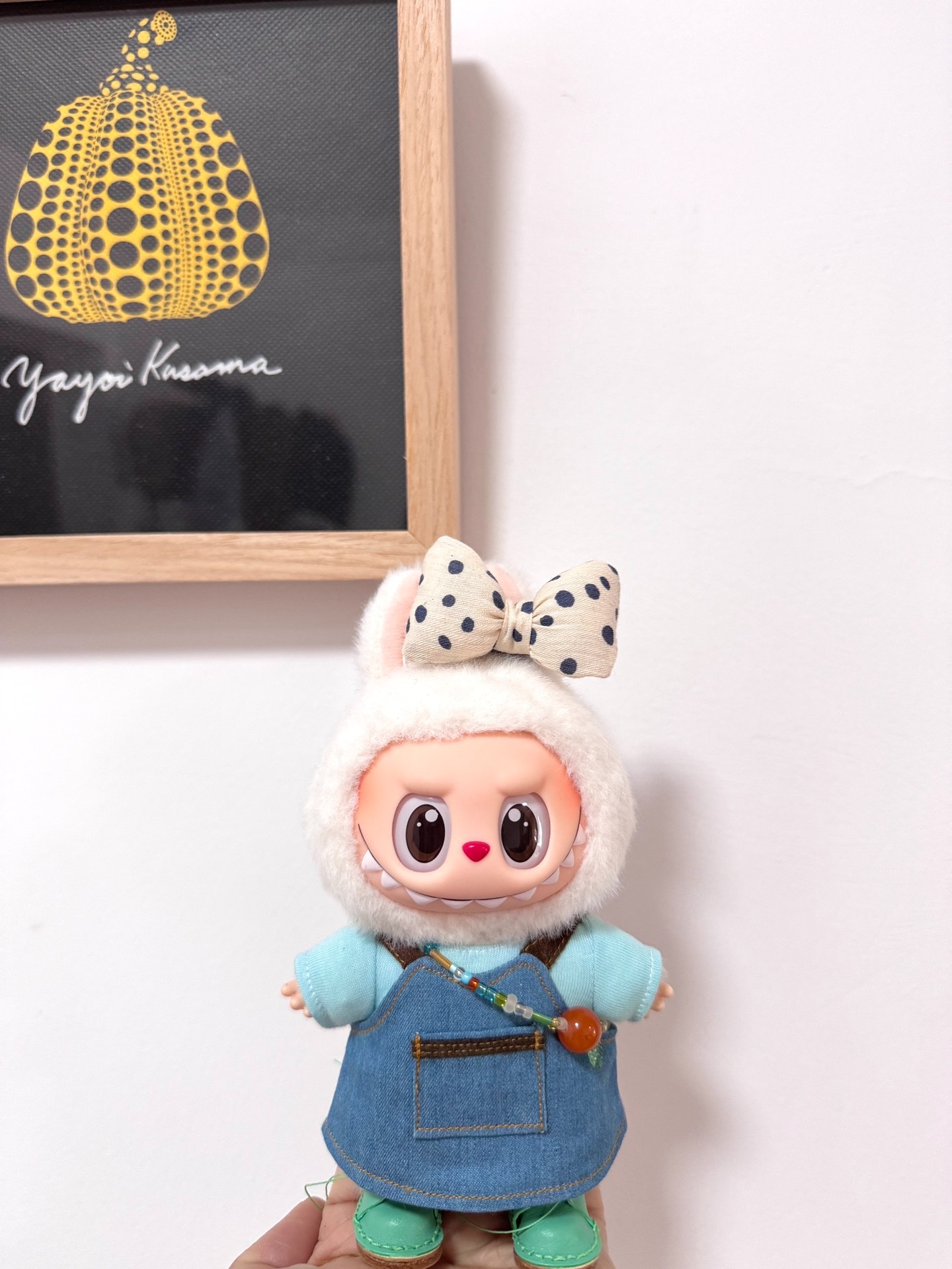 Charming Macaron Party Labubu Outfit: Light Denim Pinafore & Pastel T-Shirt for 17cm Figures - Image 3