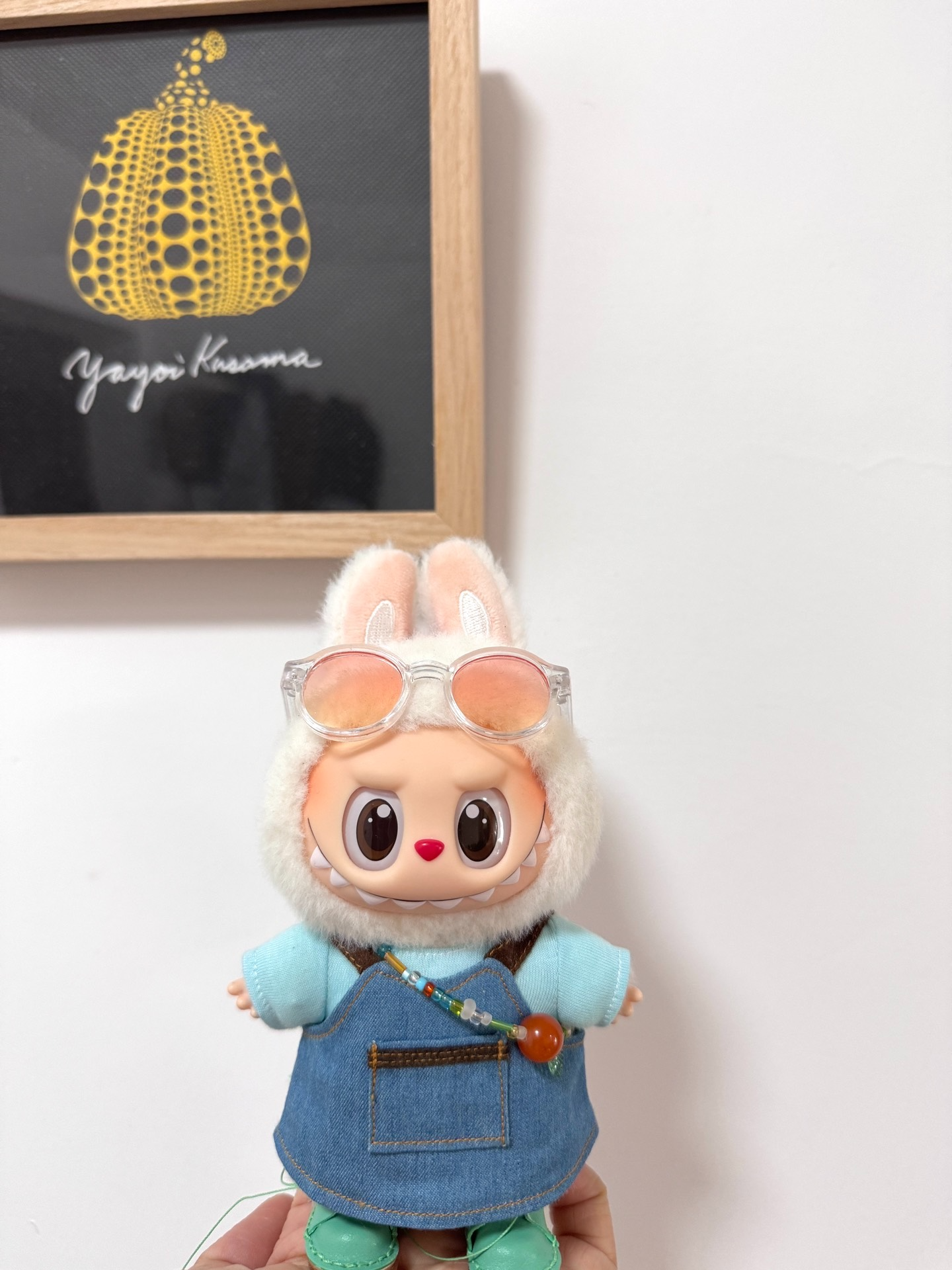 Charming Macaron Party Labubu Outfit: Light Denim Pinafore & Pastel T-Shirt for 17cm Figures - Image 5