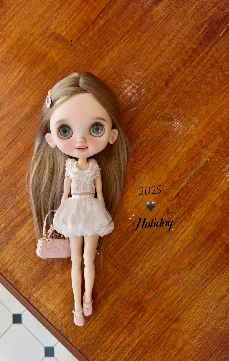 Elegant Blythe Doll Outfit: Pink Lace Top & White Silk Tulle Skirt for OB24 OB22 - Image 4