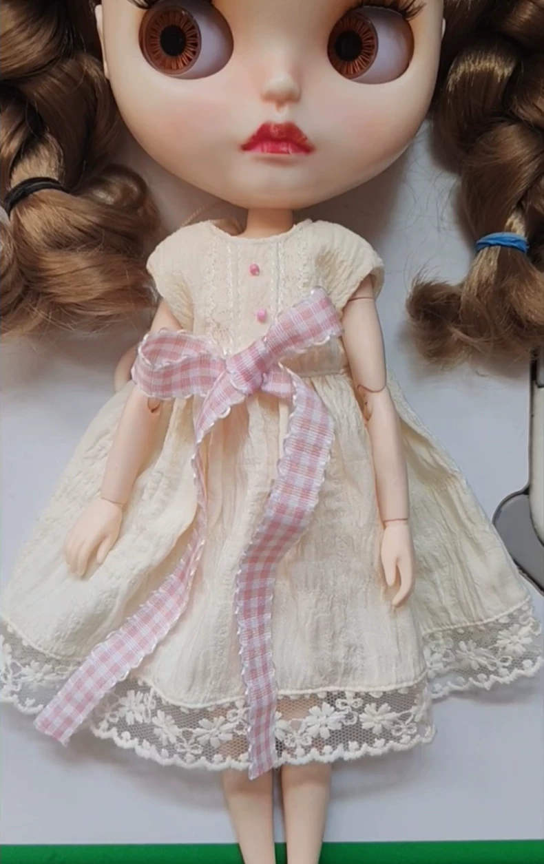 Vintage Cream Lace Dress with Pink Gingham Bow & Yellow Shoes for BLYTHE OB24 OB22 A-ZONE Dolls - No Returns - Image 2