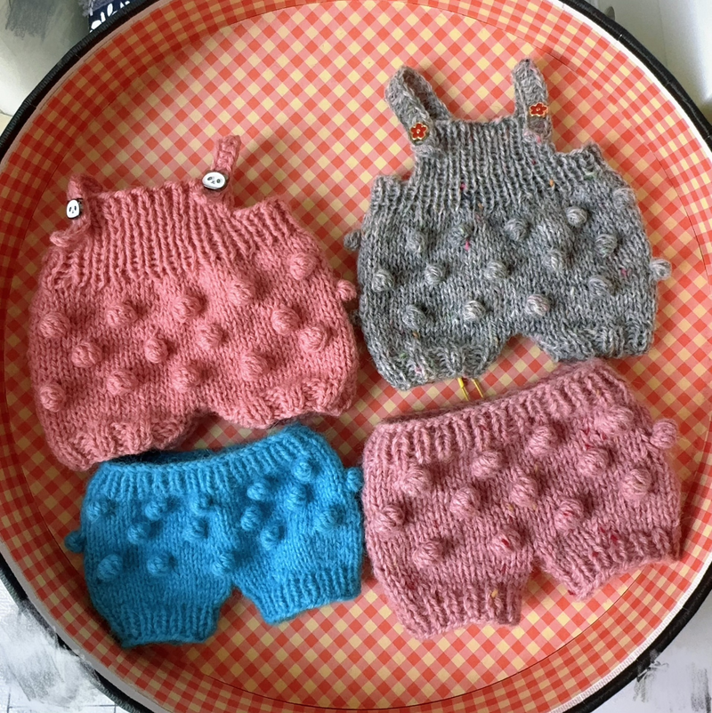 Handmade Knitwear Outfits for Labubu Dolls – Vibrant, Detailed & Adorable Accessories - Image 4