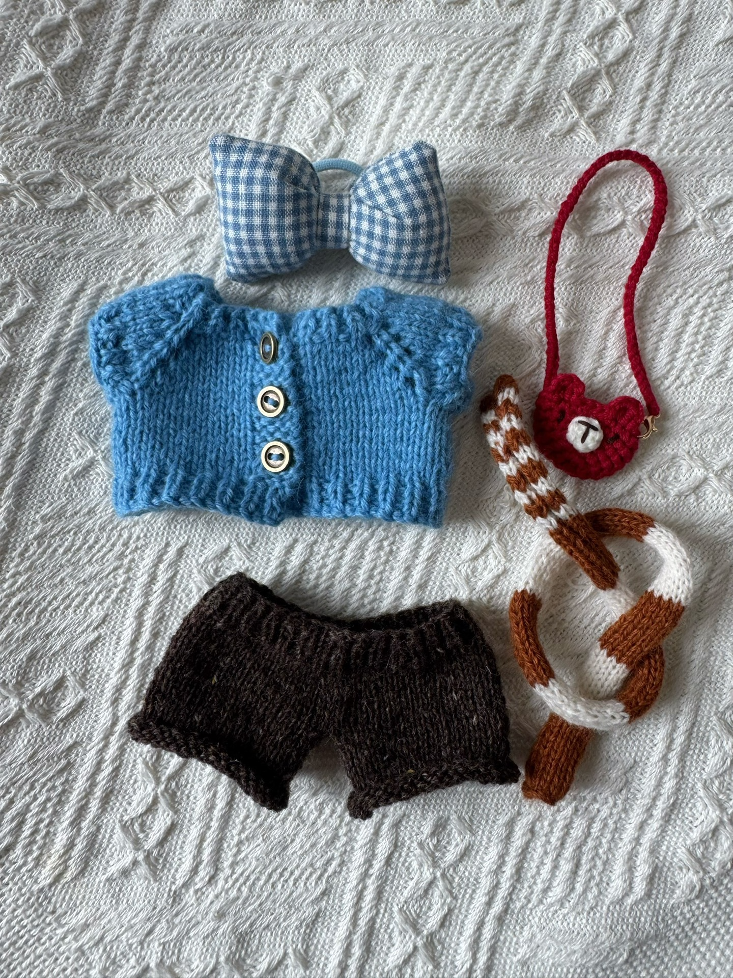 Handmade Knit Labubu Doll Outfit: Cozy Blue Sweater, Scarf & Headband – Perfect for Collectors & Playful Fashion - Image 6