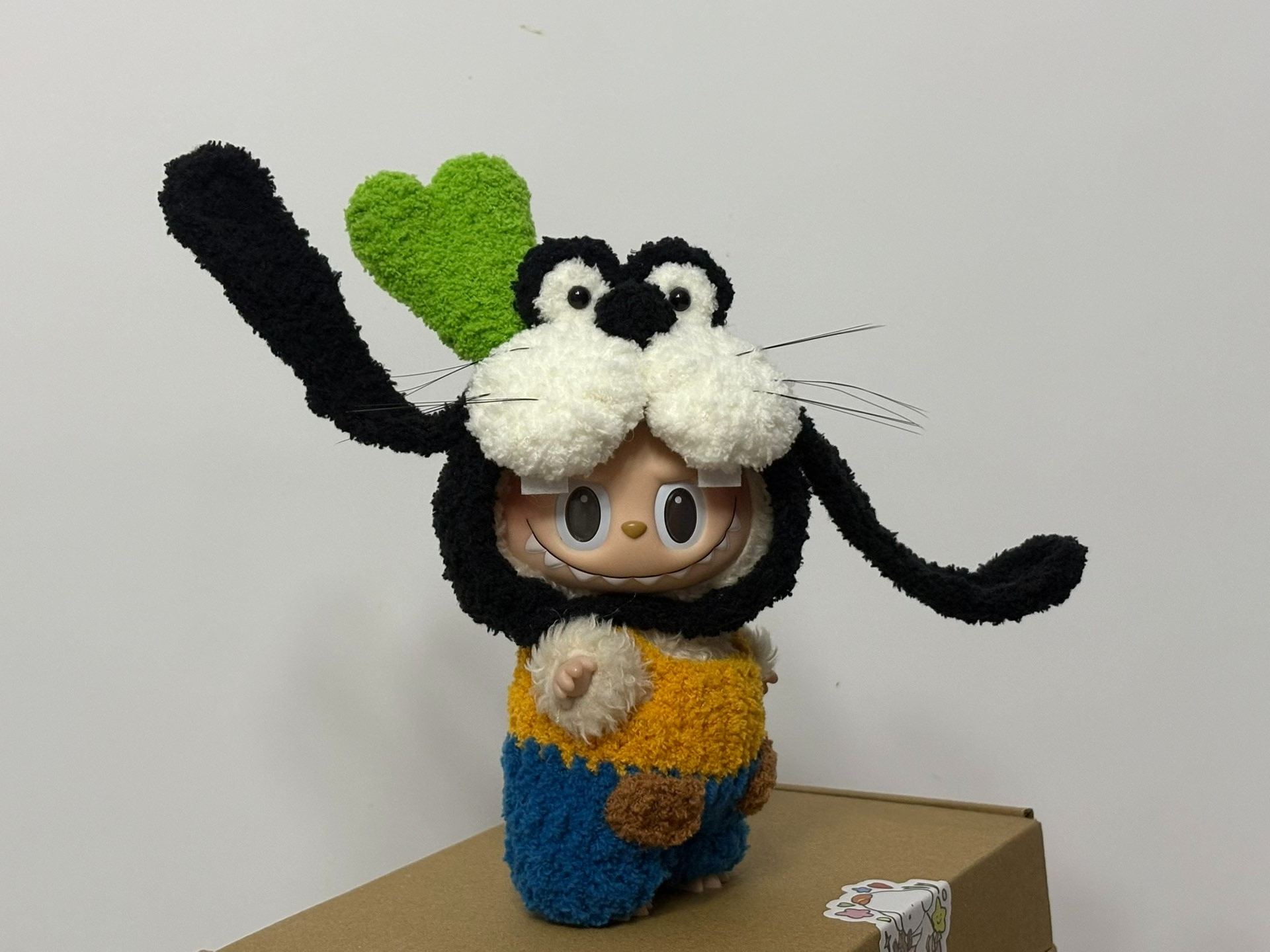 Customizable Labubu Plush Outfit – Vibrant, Durable & Whimsical Cosplay Ensemble - Image 3