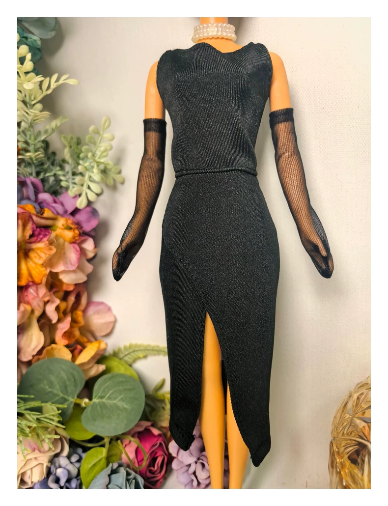 Chic Black Barbie Doll Fashion Set – Elegant Dress, Gloves & Shoes for Collectors - Image 2