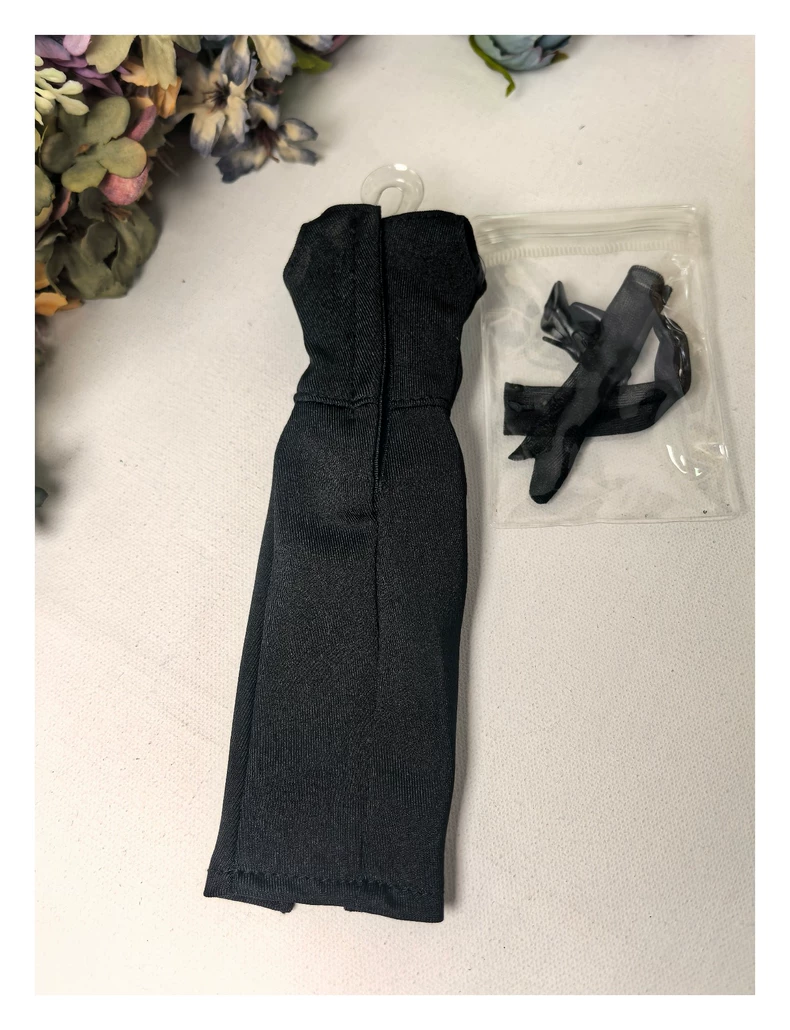 Chic Black Barbie Doll Fashion Set – Elegant Dress, Gloves & Shoes for Collectors - Image 6
