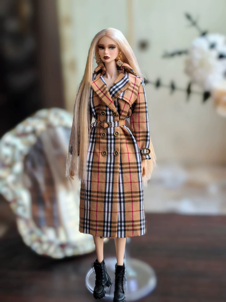 Classic Plaid Trench Coat Outfit for BJD 1/6 Dolls – Timeless Elegance & Premium Craftsmanship - Image 1