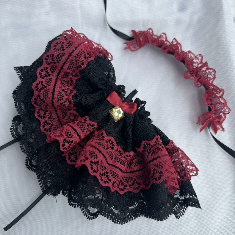 SkullPanda Doll Outfit: Elegant Lace & Red Accents – Collector’s Fashion Statement - Image 4