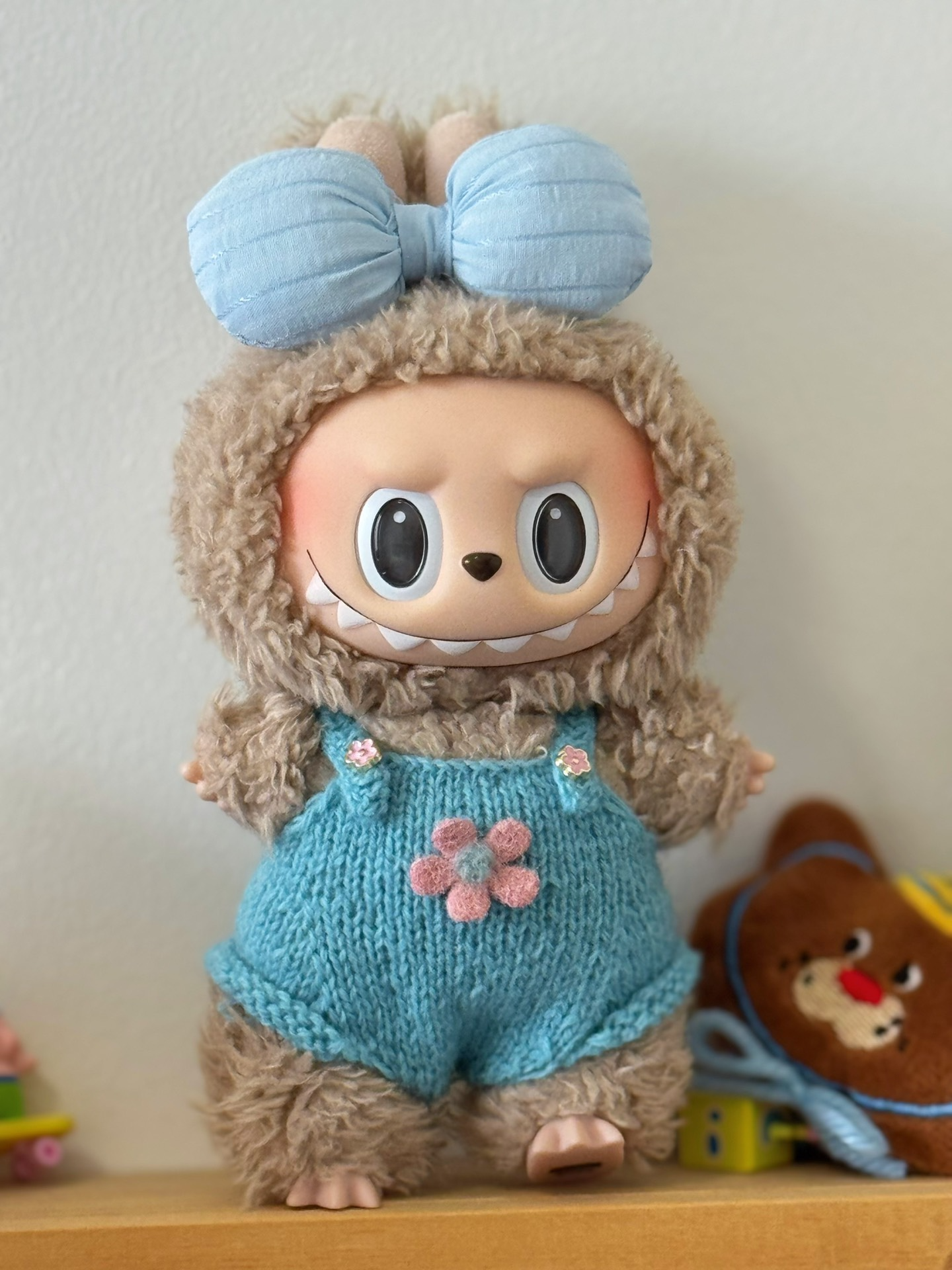 Handmade Knit Labubu Doll Outfit – Cozy Floral Dress with Adorable Bows, Artisan Crafted - Image 2