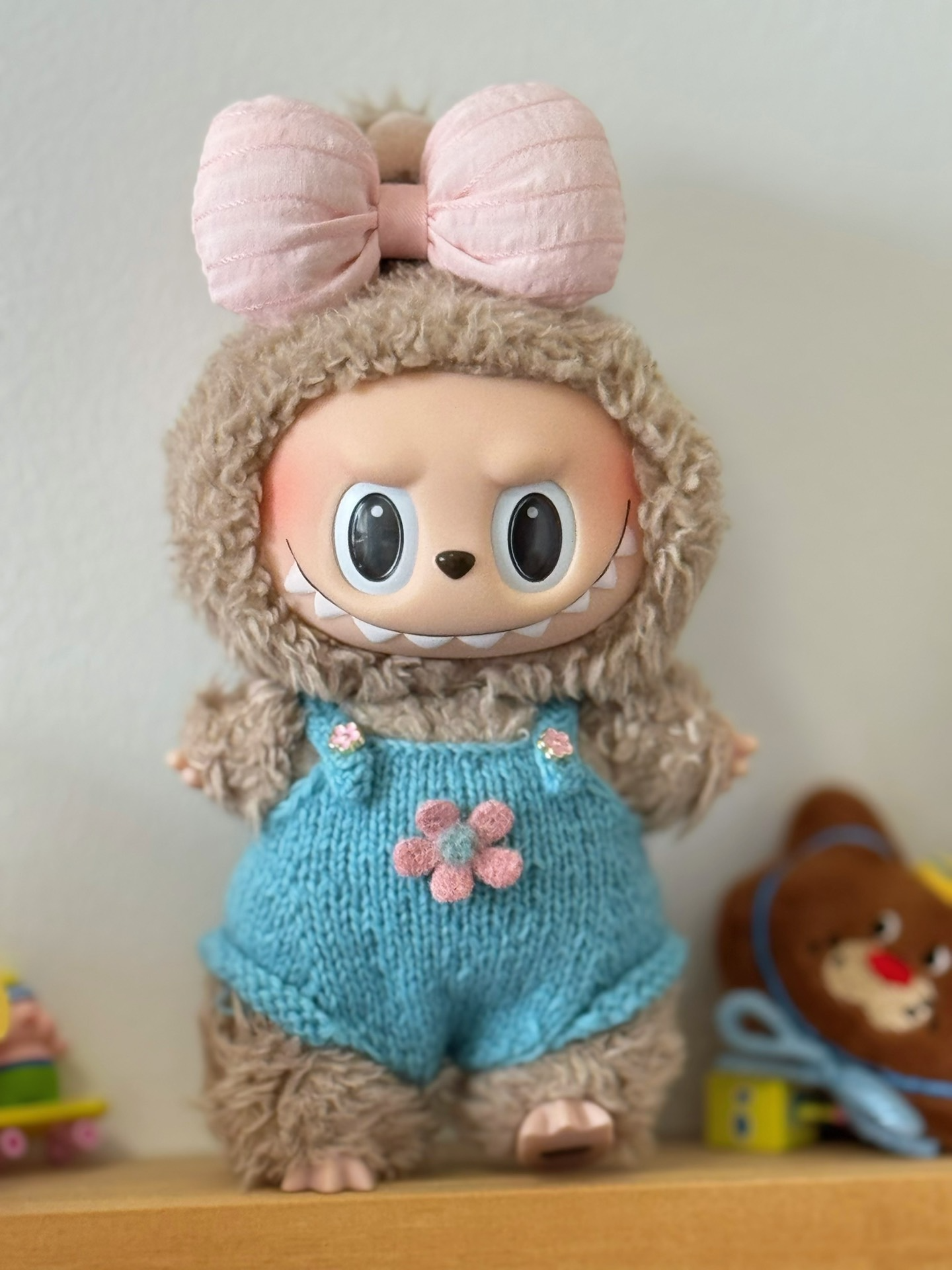 Handmade Knit Labubu Doll Outfit – Cozy Floral Dress with Adorable Bows, Artisan Crafted - Image 4