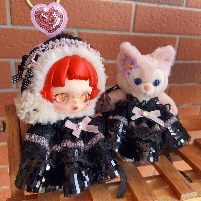 Luxe SkullPanda Doll Outfit: Gothic-Cute Lace & Faux Fur Collector’s Dream - Image 4