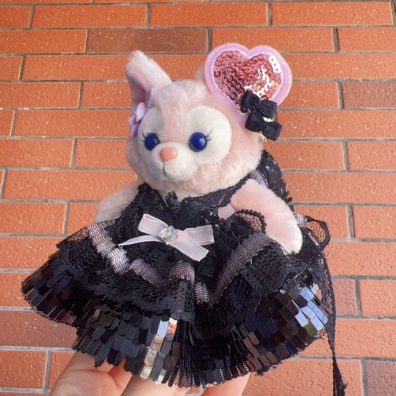 Luxe SkullPanda Doll Outfit: Gothic-Cute Lace & Faux Fur Collector’s Dream - Image 6