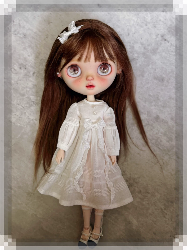 Charming Blythe Doll Outfit: Elegant White Dress & Straw Hat for OB22/OB24 Dolls - Image 8