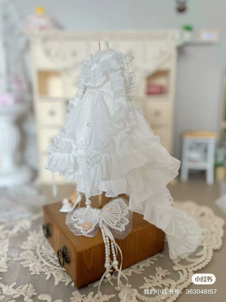 Elegant BLYTHE Doll Outfit with Lace Detailing & Detachable Headpiece – OB22/OB24 Fit - Image 8