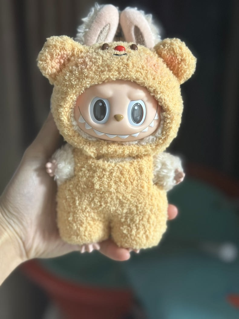 POPMART LABUBU Plush Outfit: Whimsical Heartfelt Macaron Ensemble for Collectors - Image 3