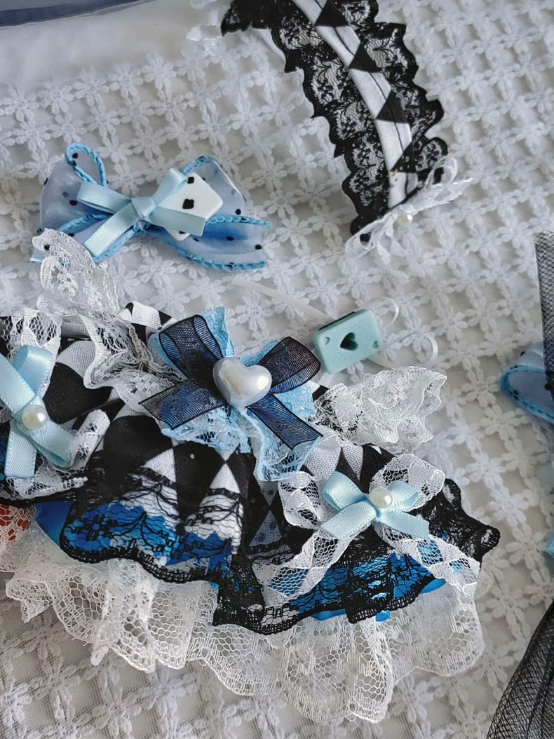 Whimsical Alice in Wonderland Chessboard Outfit for Labubu – Elegant Blue & Black Fantasy Doll Fashion - Image 8