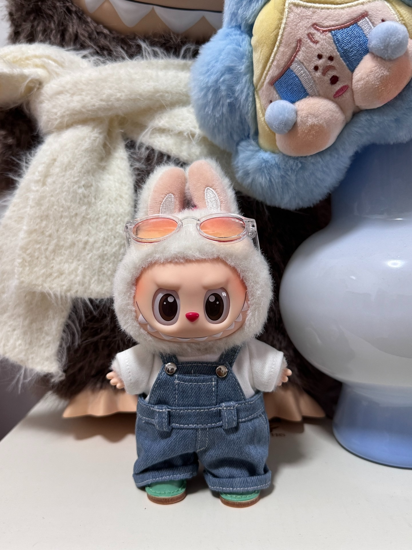 Stylish Denim & Sweater Outfit for Labubu Doll – Adorable Collectible with Bunny Ears & Sunglasses - Image 2