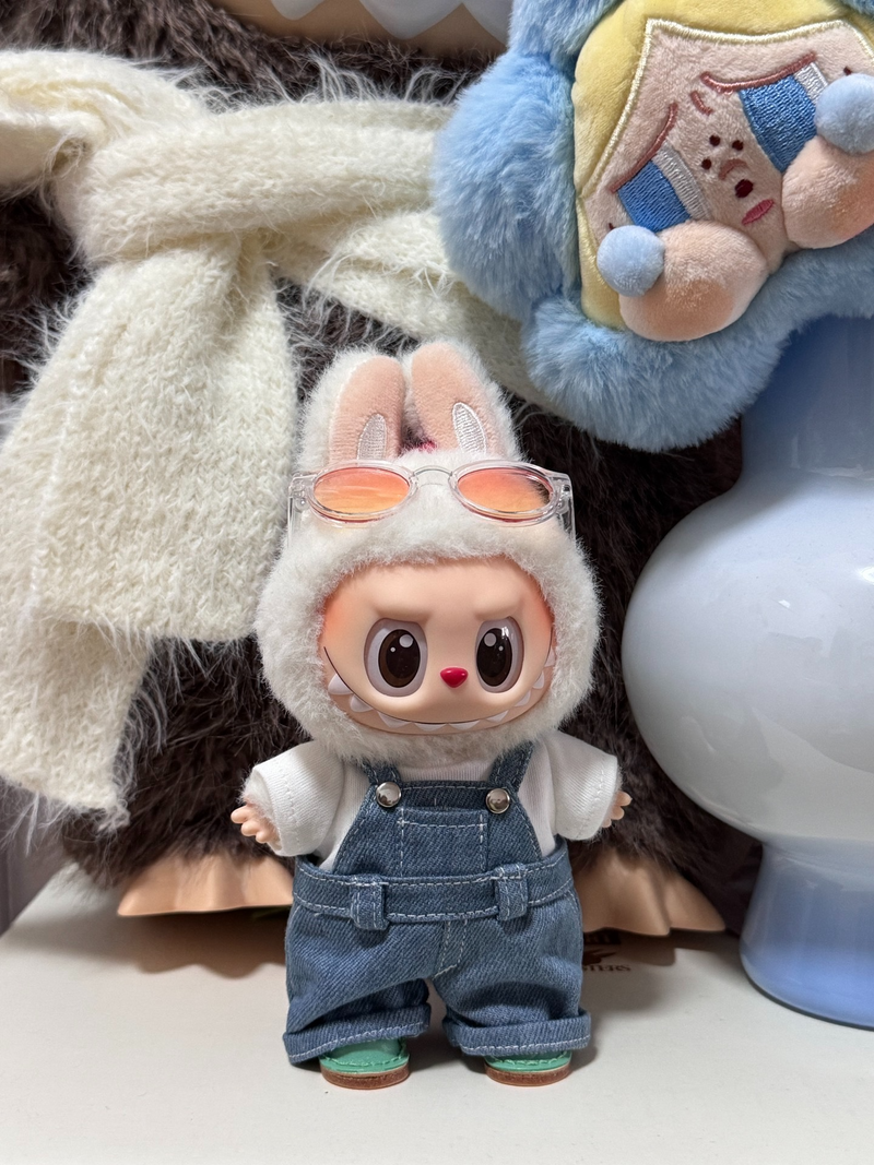 Stylish Denim & Sweater Outfit for Labubu Doll – Adorable Collectible with Bunny Ears & Sunglasses - Image 5