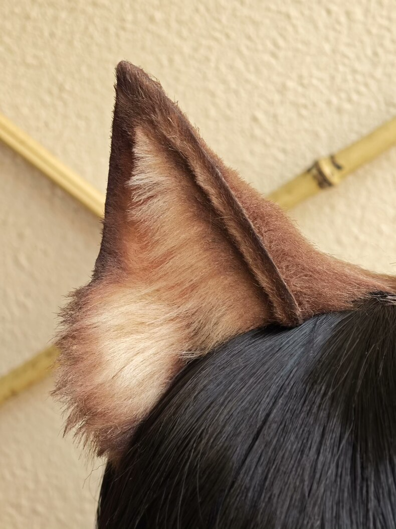 Realistic Wolf Ears Headband – Handmade Furry Cosplay Accessory - Image 1