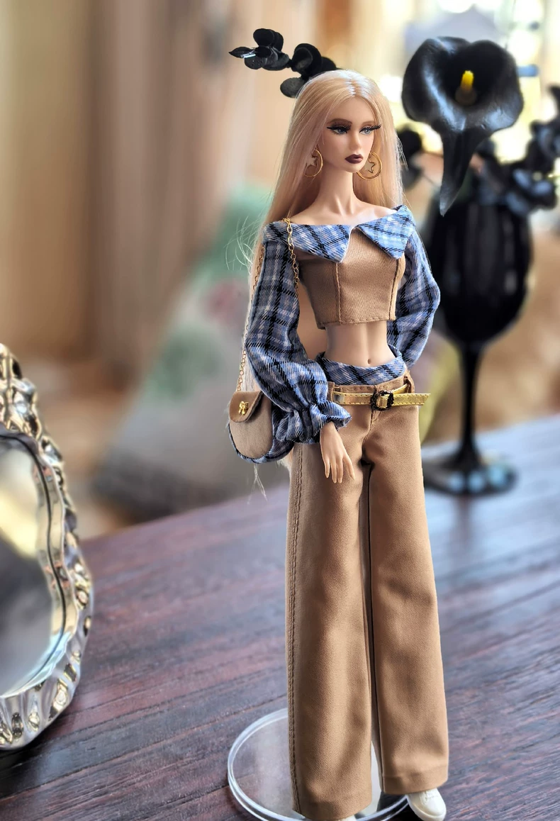 Beige & Blue Plaid BJD 1/6 Outfit Set w/ Top, Skirt/Pants & Accessories | Premium Doll Clothes - Image 7