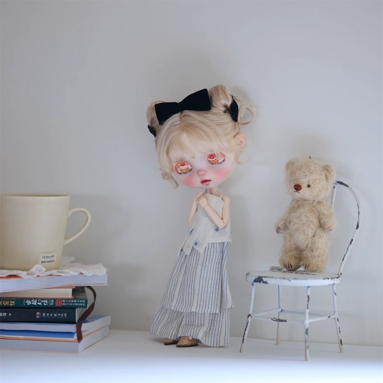 Chic Floral Blythe Doll Outfit: Sleeveless Top & Capri Pants Set for OB22 OB24 Azon - Image 5