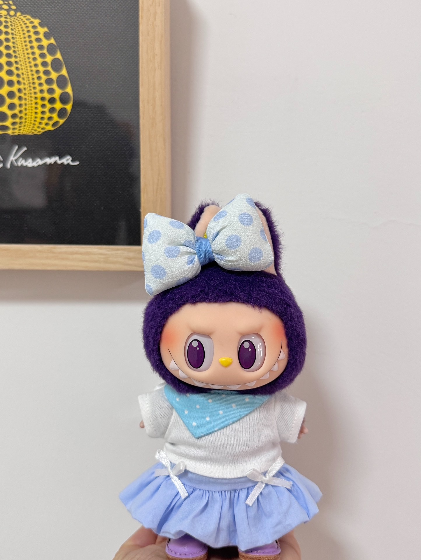 Charming Labubu Doll Outfit – Blue Flower Skirt & Polka Dot Bib | Blind Box Accessory - Image 3