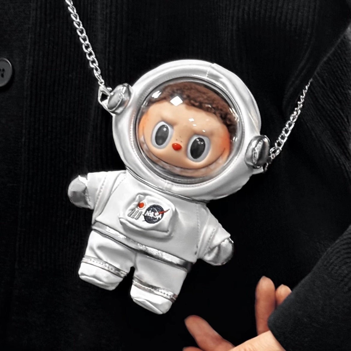 Labubu Astronaut Outfit for 17cm Figures – NASA-Inspired Spacesuit with Helmet, Perfect for Decoration & Gifting - Image 2