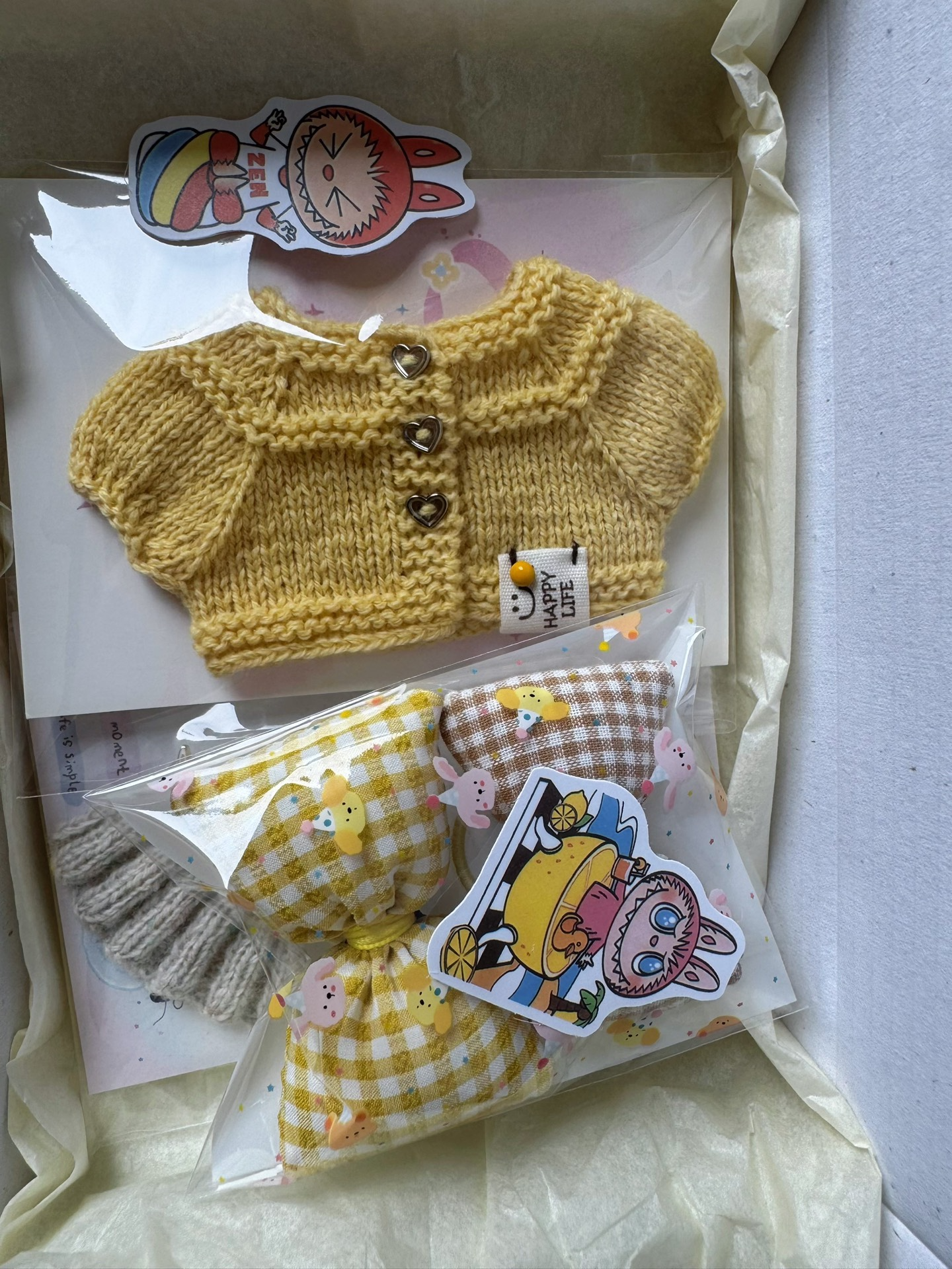 Handmade Labubu Doll Outfit: Cozy Knit Sweater, Gingham Bow & Accessories – Vibrant, Durable & Whimsical - Image 9