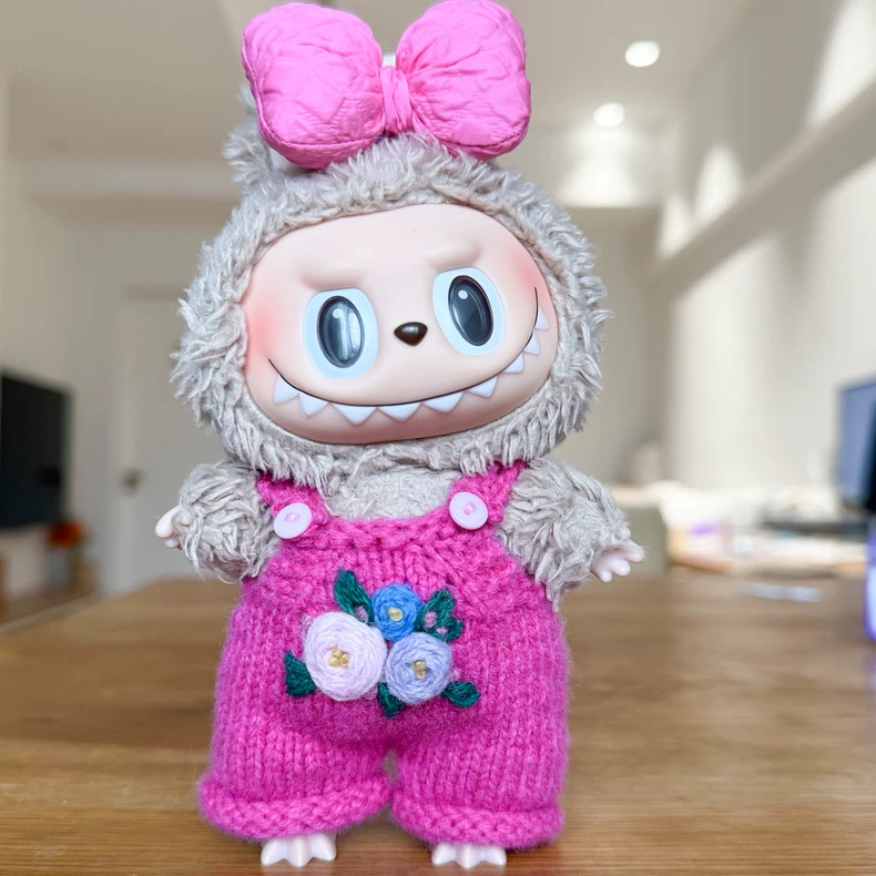 Handcrafted LABUBU Knitwear: Vibrant, Soft & Detailed Doll Outfits for Collectors - Image 1