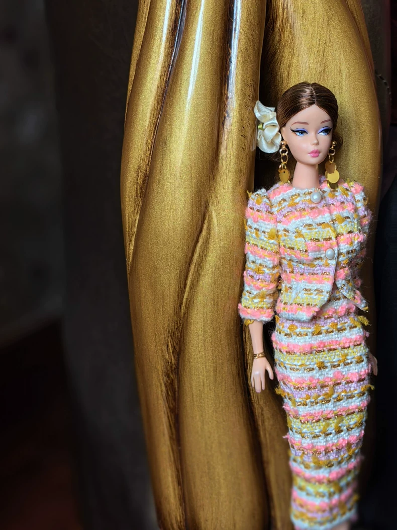 Exotic Elegance BJD 1/6 Doll Outfit: Vibrant Luxe Ensemble with Gem Accessories - Image 1