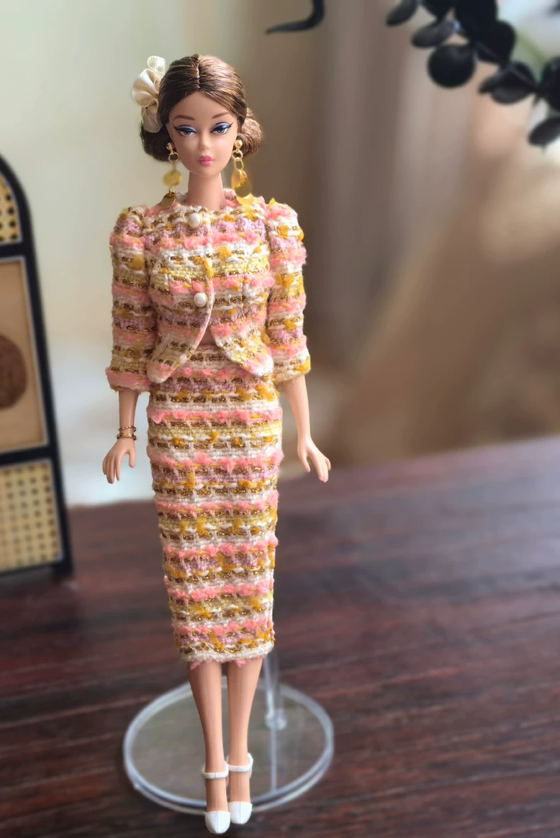 Exotic Elegance BJD 1/6 Doll Outfit: Vibrant Luxe Ensemble with Gem Accessories - Image 2